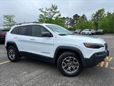 Thumbnail of 2021 Bright White Clearcoat Jeep Cherokee