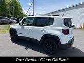 Thumbnail of 2022 Alpine White Clearcoat Jeep Renegade
