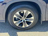 Thumbnail of 2022 Gray Toyota Highlander