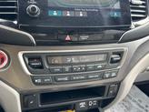 Thumbnail of 2022 Lunar Silver Metallic Honda Pilot