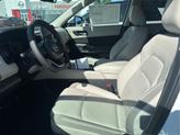 Thumbnail of 2025 Everest White Pearl Tricoat Nissan Pathfinder