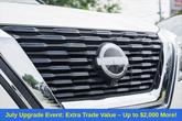 Thumbnail of 2022 Pearl White Tricoat/Super Black Nissan Rogue
