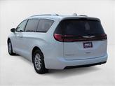 Thumbnail of 2021 Bright White Clearcoat Chrysler Pacifica