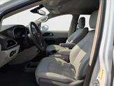 Thumbnail of 2021 Bright White Clearcoat Chrysler Pacifica