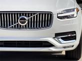 Thumbnail of 2023 Crystal White Metallic Volvo XC90
