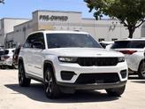 Photo of 2023 Bright White Clearcoat Jeep Grand Cherokee