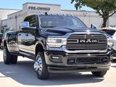 Thumbnail of 2024 Diamond Black Crystal Pearlcoat RAM 3500