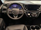 Thumbnail of 2025 Diamond Black Crystal Pearlcoat Chrysler Pacifica
