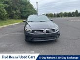 Thumbnail of 2017 Urano Gray Volkswagen Passat