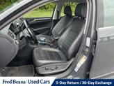 Thumbnail of 2017 Urano Gray Volkswagen Passat