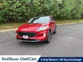 Thumbnail of 2022 Rapid Red Metallic Tinted Clearcoat Ford Escape PHEV