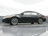 Thumbnail of 2017 Super Black Clearcoat Nissan Altima