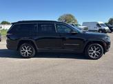 Thumbnail of 2024 Diamond Black Jeep Grand Cherokee L