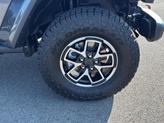 Thumbnail of 2025 Granite Crystal Clearcoat Metallic Jeep Gladiator