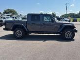 Thumbnail of 2025 Granite Crystal Clearcoat Metallic Jeep Gladiator