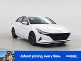 Photo of 2022 White Hyundai ELANTRA