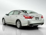 Thumbnail of 2017 Brilliant Silver Metallic Nissan Altima