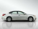 Thumbnail of 2017 Brilliant Silver Metallic Nissan Altima