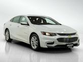 Thumbnail of 2018 Summit White Chevrolet Malibu