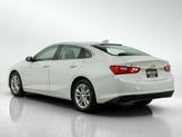 Thumbnail of 2018 Summit White Chevrolet Malibu