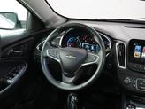 Thumbnail of 2018 Summit White Chevrolet Malibu