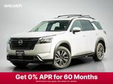 Photo of 2025 Everest White Pearl Tricoat Nissan Pathfinder
