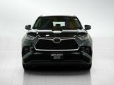Thumbnail of 2022 Midnight Black Metallic Toyota Highlander