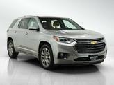 Thumbnail of 2019 Silver Ice Metallic Chevrolet Traverse