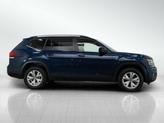 Thumbnail of 2019 Tourmaline Blue Metallic Volkswagen Atlas