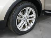 Thumbnail of 2017 White Gold Metallic Ford Explorer