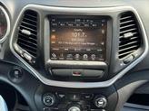 Thumbnail of 2016 Bright White Clearcoat Jeep Cherokee