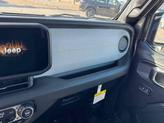 Thumbnail of 2025 Granite Crystal Clearcoat Metallic Jeep Wrangler