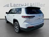 Thumbnail of 2025 Bright White Clearcoat Jeep Grand Cherokee L