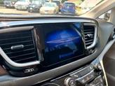 Thumbnail of 2017 Granite Crystal Metallic Clearcoat Chrysler Pacifica