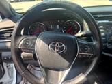 Thumbnail of 2019 Wind Chill Pearl/Midnight Black Metallic Toyota Camry
