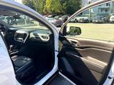 Thumbnail of 2019 White Frost Tricoat GMC Acadia