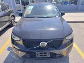 Thumbnail of 2024 Onyx Black Metallic Volvo XC40