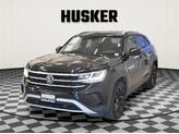 Thumbnail of 2021 Deep Black Pearl Effect Volkswagen Atlas Cross Sport