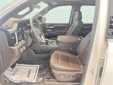 Thumbnail of 2025 White Frost Tricoat GMC Sierra 1500