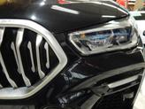 Thumbnail of 2021 Carbon Black Metallic BMW X6
