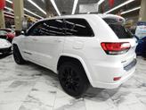Thumbnail of 2021 Bright White Clearcoat Jeep Grand Cherokee