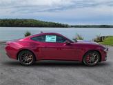 Thumbnail of 2025 Molten Magenta Metallic Tri-coat Ford Mustang