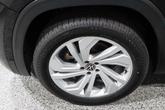 Thumbnail of 2021 Deep Black Pearl Volkswagen Atlas
