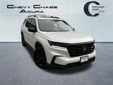 Photo of 2025 Platinum White Pearl Honda Pilot
