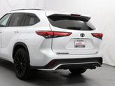 Thumbnail of 2023 Wind Chill Pearl Toyota Highlander