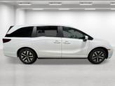Thumbnail of 2026 Platinum White Pearl Honda Odyssey