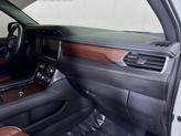 Thumbnail of 2024 White Frost Tricoat GMC Yukon XL