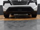 Thumbnail of 2025 Everest White Pearl Nissan Rogue