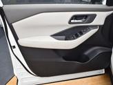Thumbnail of 2025 Everest White Pearl Nissan Rogue