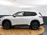 Thumbnail of 2025 Everest White Pearl Nissan Rogue